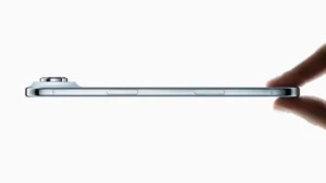 Apple iPhone Air vs Samsung Galaxy S25 Edge: Is The Slim Phone Hype Dying?