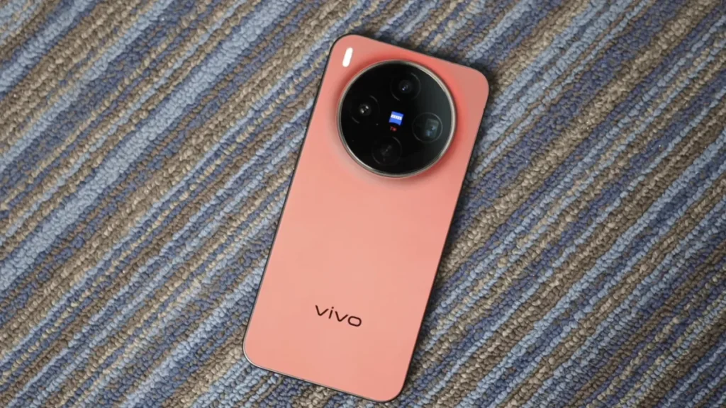 Vivo X300: Best Compact Phone For Camera